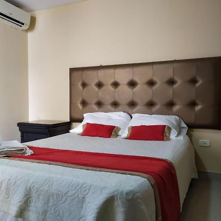 Hotel Plaza Colonial 巴耶杜帕尔 外观 照片